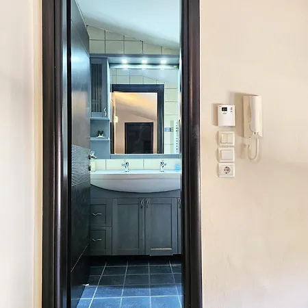 Theadora * Скиатос